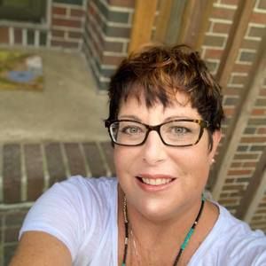 Meet your Posher, Tina